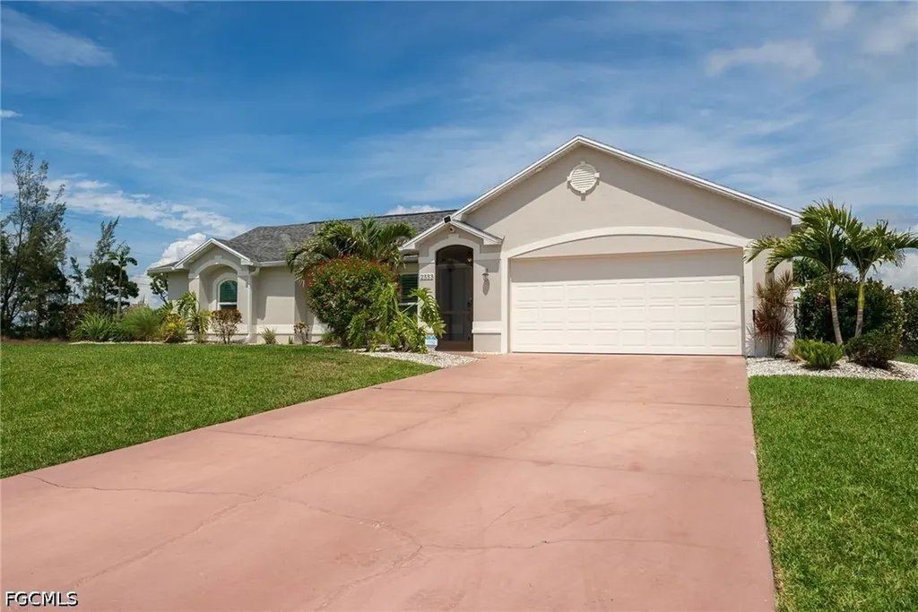 2553 NW 21st Place Cape Coral FL 33993