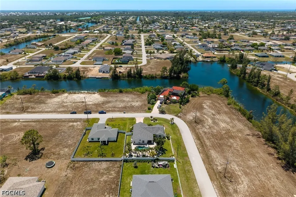 2553 NW 21st Place Cape Coral FL 33993