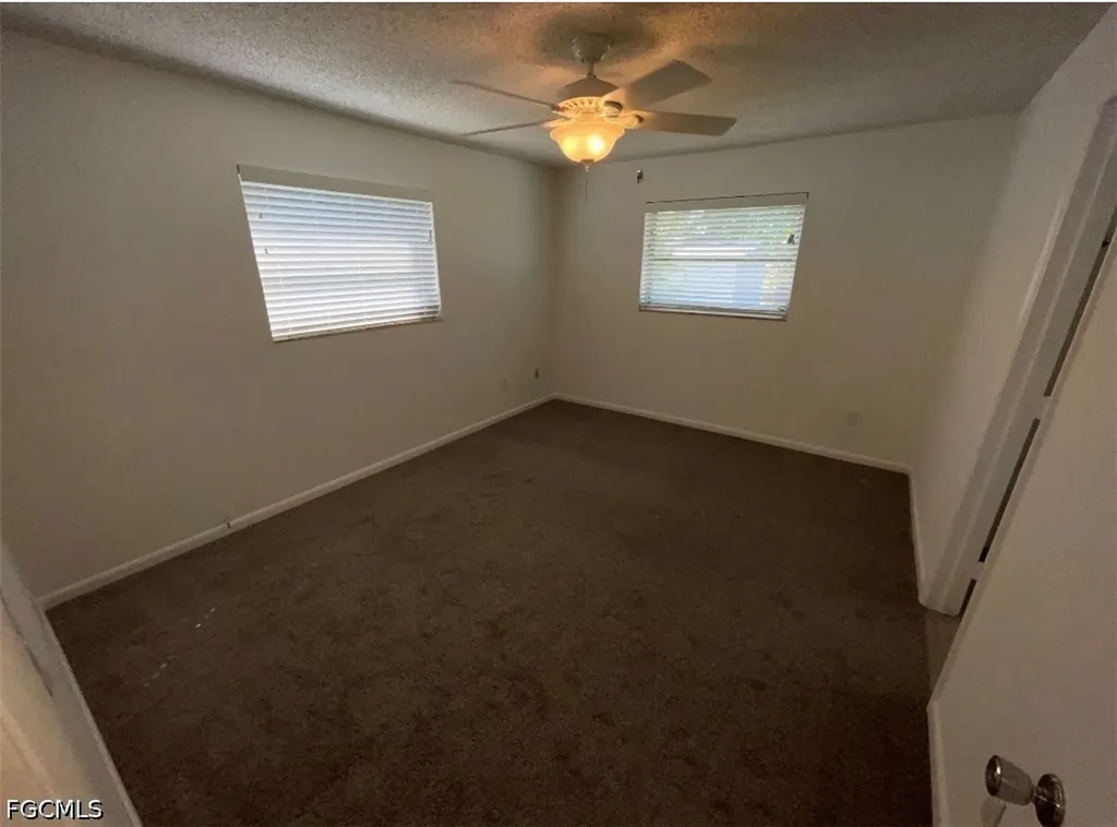 25 Estate Drive North Fort Myers FL 33917