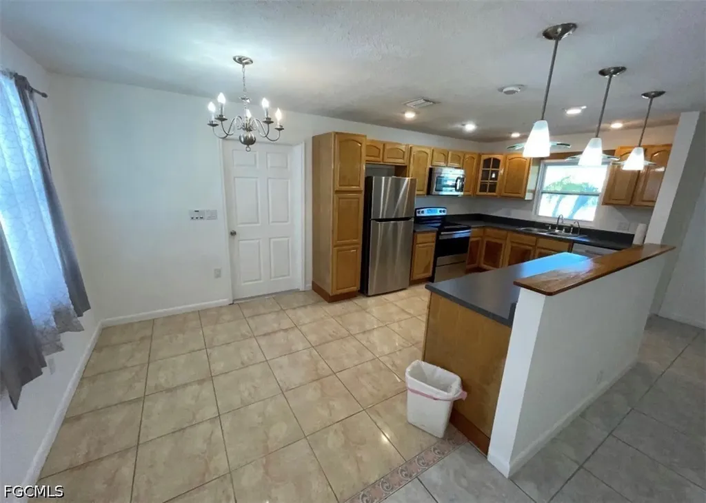 25 Estate Drive North Fort Myers FL 33917