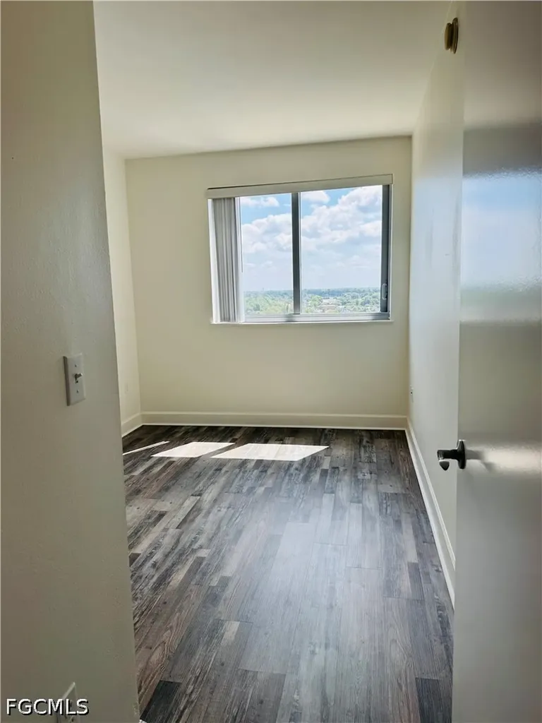3000 Oasis Grand Boulevard Fort Myers FL 33916