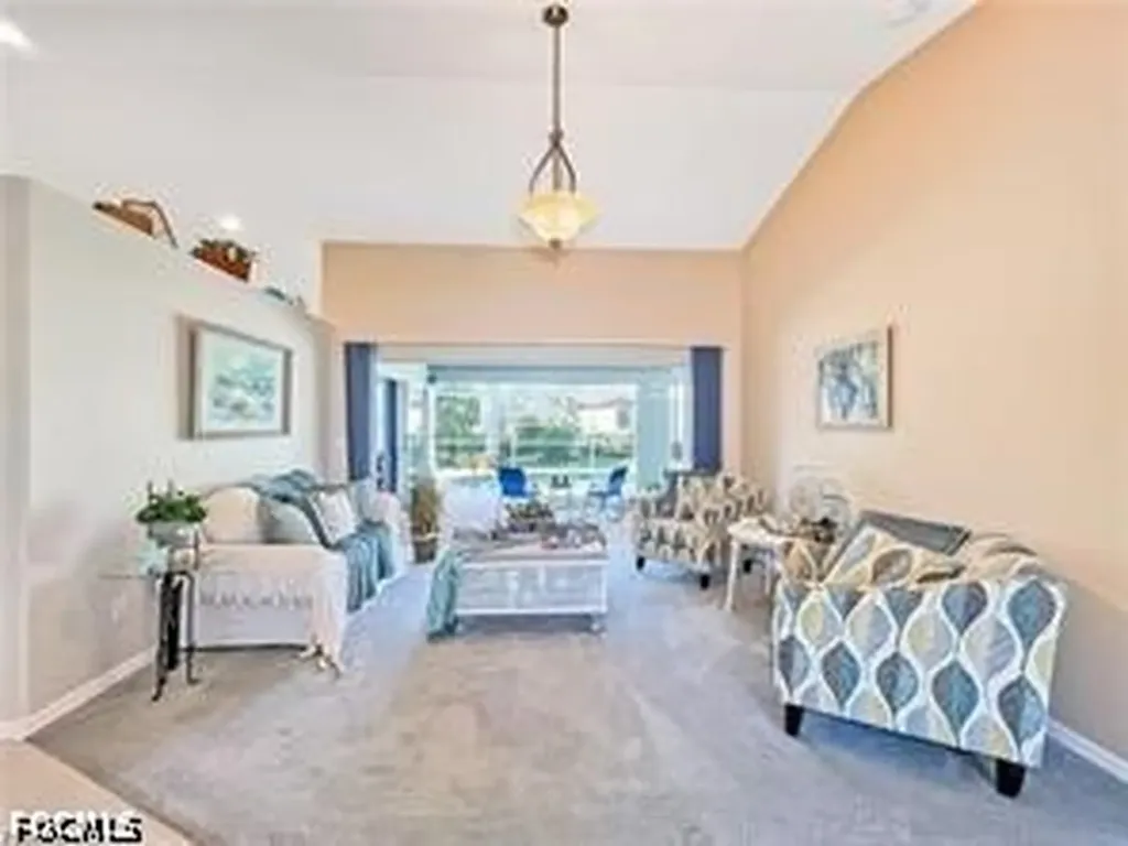 7631 Woodland Bend Circle Fort Myers FL 33912