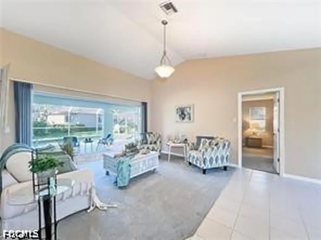 7631 Woodland Bend Circle Fort Myers FL 33912