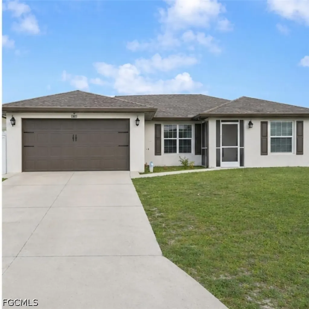 3807 2nd Street SW Lehigh Acres FL 33976