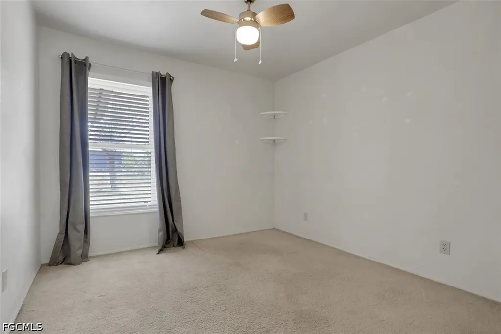 1628 SW 12th Lane Cape Coral FL 33991