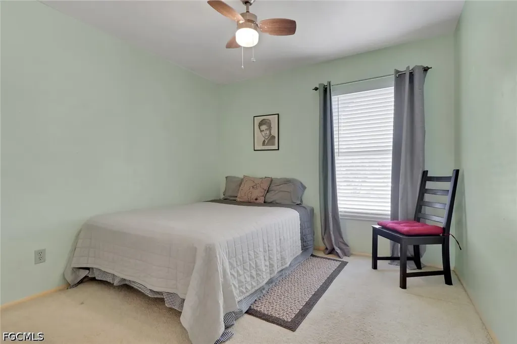 1628 SW 12th Lane Cape Coral FL 33991