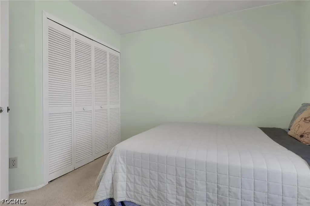1628 SW 12th Lane Cape Coral FL 33991