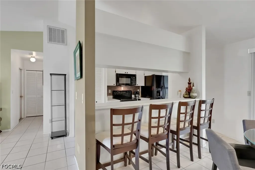 1628 SW 12th Lane Cape Coral FL 33991