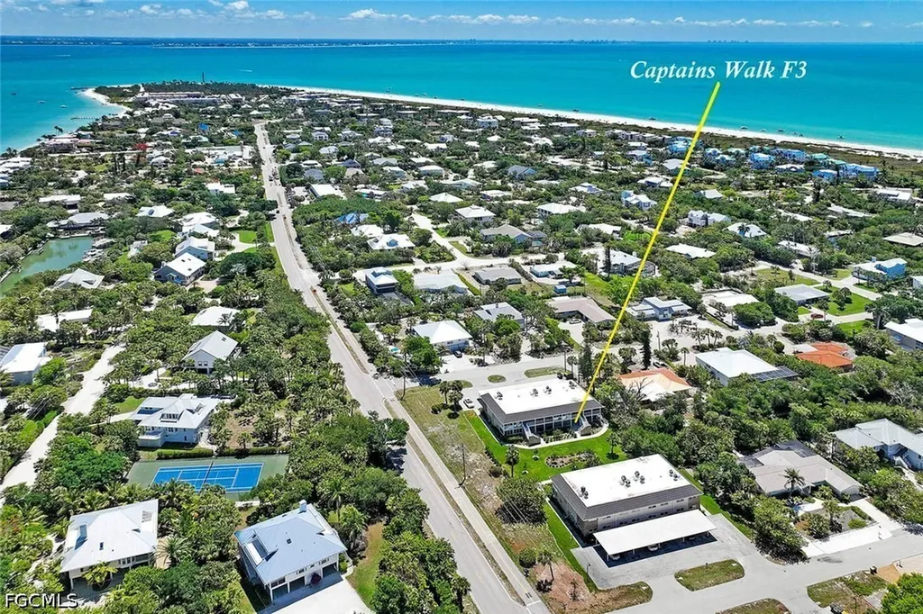 561 Periwinkle Way Sanibel FL 33957