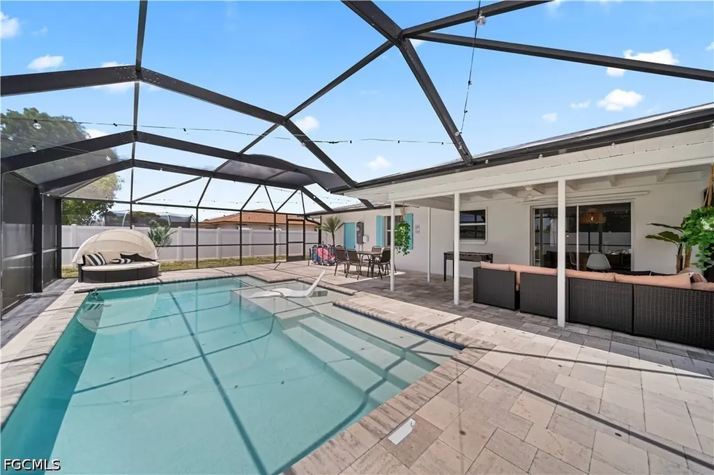 710 SE 42nd Lane Cape Coral FL 33904