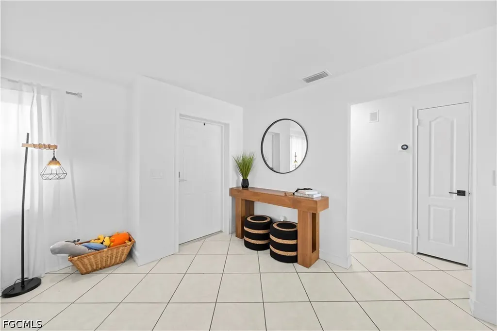 710 SE 42nd Lane Cape Coral FL 33904
