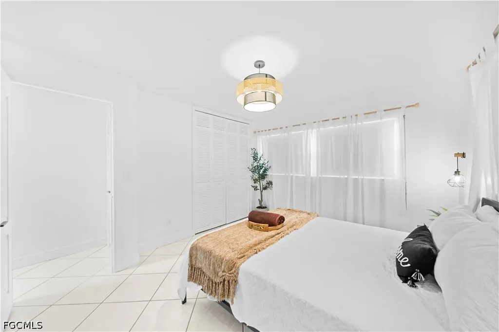 710 SE 42nd Lane Cape Coral FL 33904