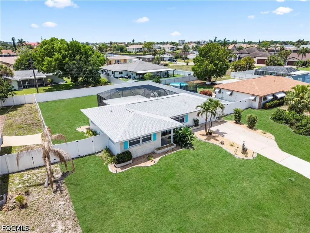 710 SE 42nd Lane Cape Coral FL 33904