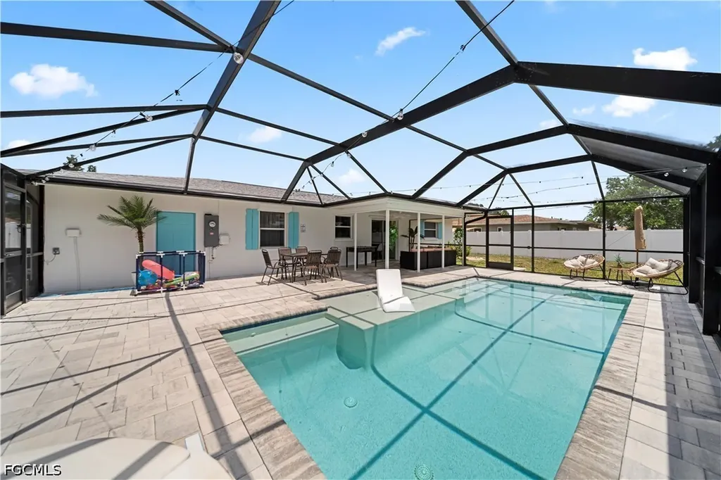 710 SE 42nd Lane Cape Coral FL 33904