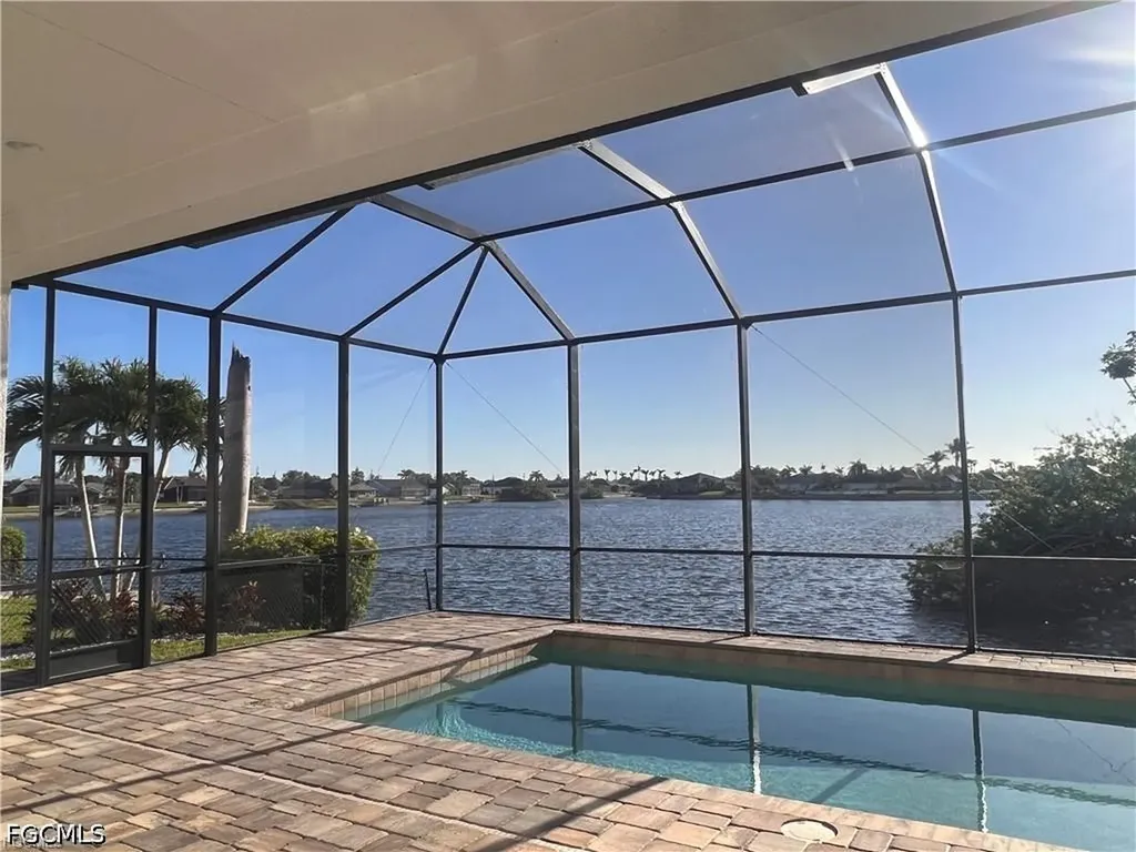 305 NE 19th Place Cape Coral FL 33909