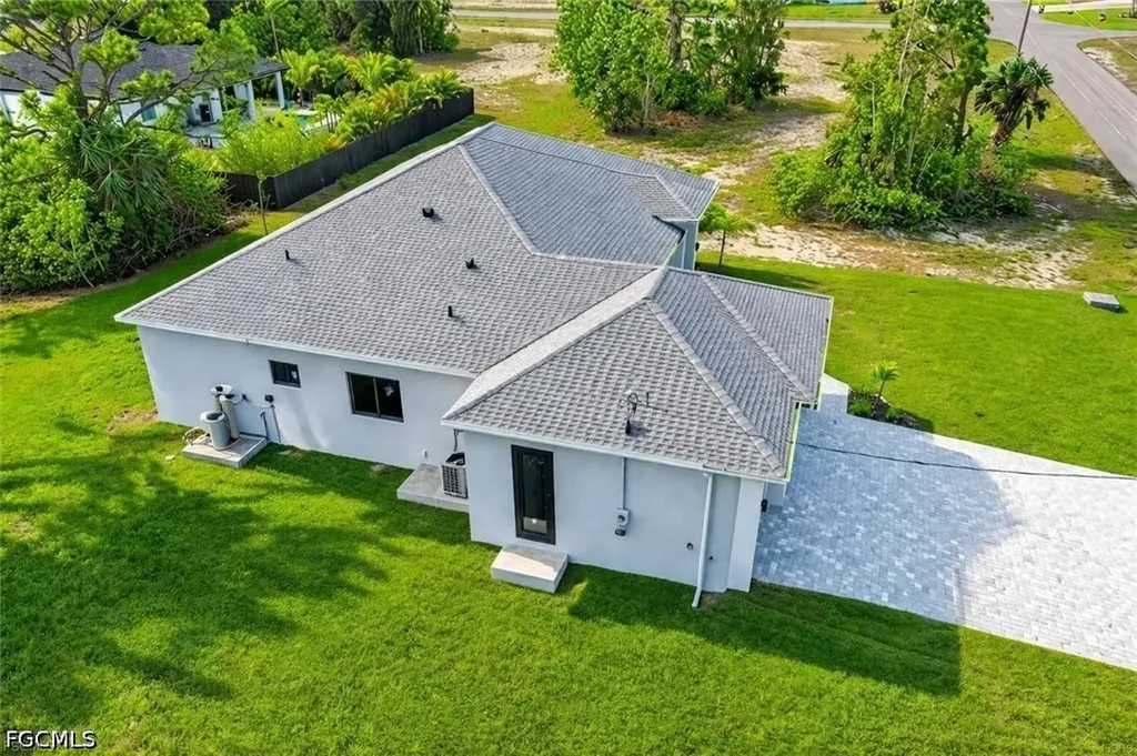 2751 NW 42nd Place Cape Coral FL 33993