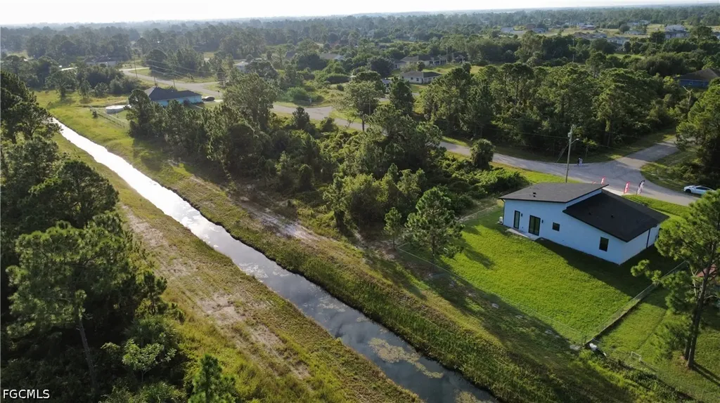 1131 Fogia Street E Lehigh Acres FL 33974