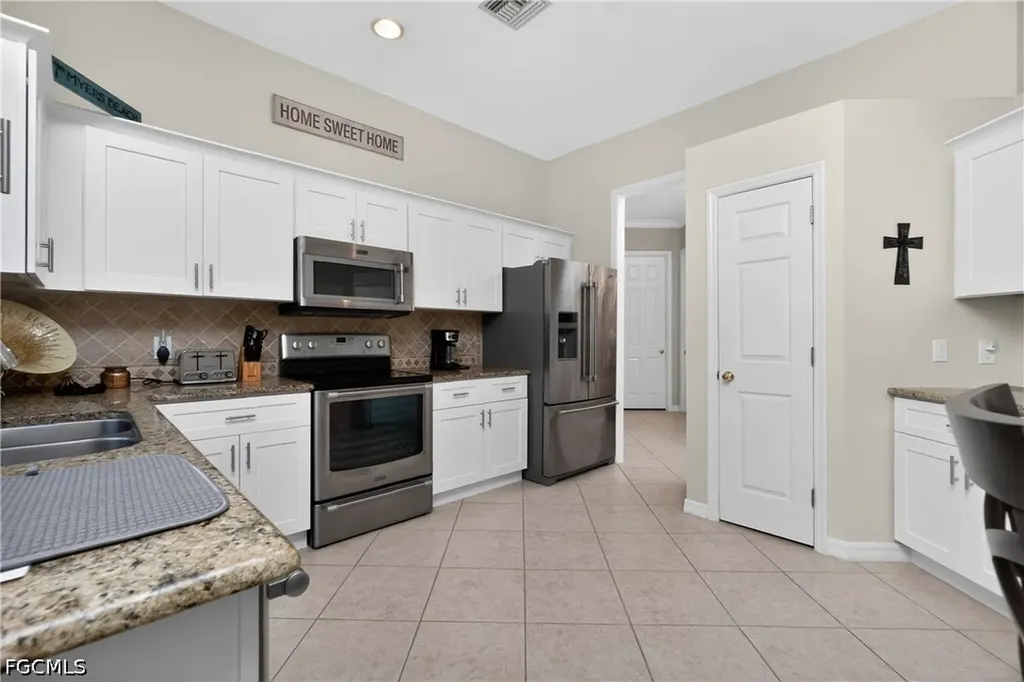 15237 Knots Landing Fort Myers FL 33908