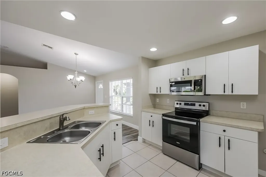 3312 38th Street SW Lehigh Acres FL 33976
