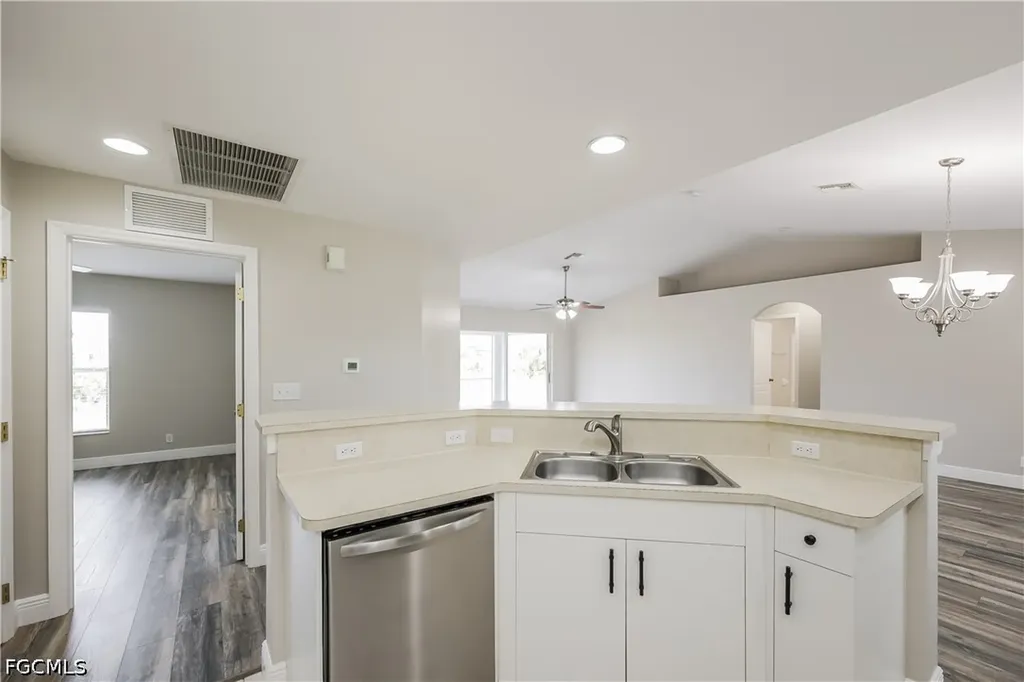 3312 38th Street SW Lehigh Acres FL 33976