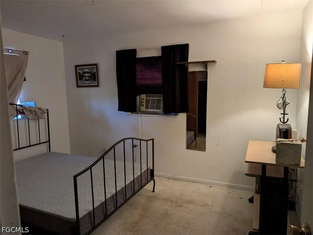 376 Kingston Drive E Fort Myers FL 33905