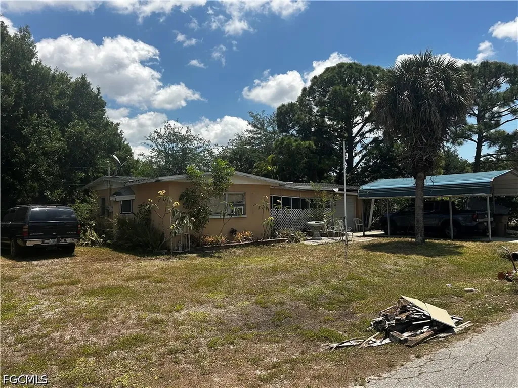 376 Kingston Drive E Fort Myers FL 33905