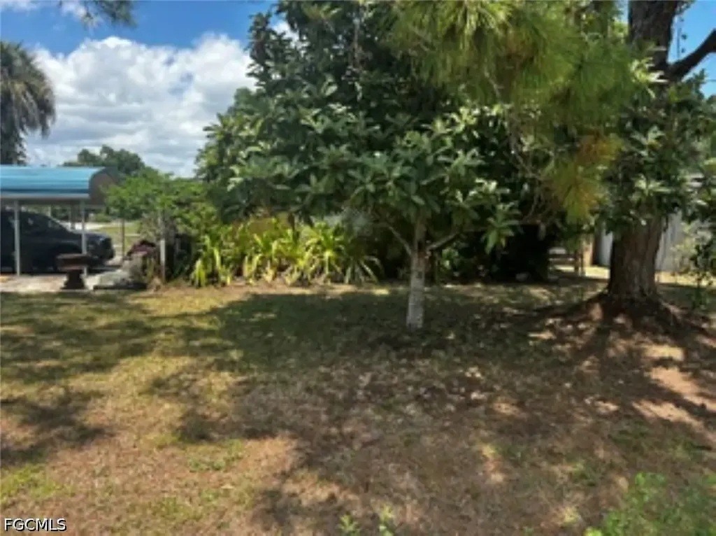 376 Kingston Drive E Fort Myers FL 33905