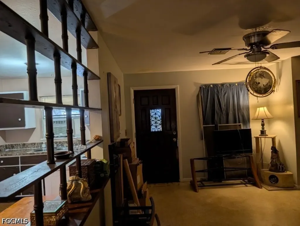 376 Kingston Drive E Fort Myers FL 33905