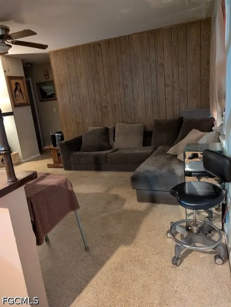 376 Kingston Drive E Fort Myers FL 33905
