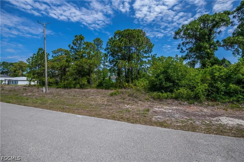 849 Campbell Street E Lehigh Acres FL 33974