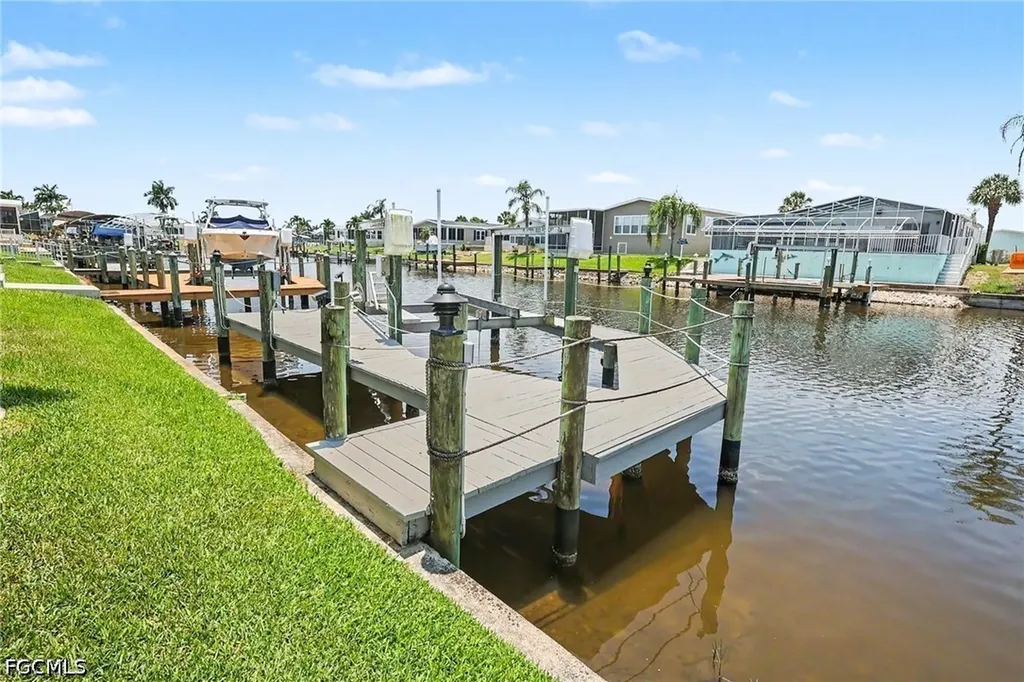 17550 Canal Cove Court Fort Myers Beach FL 33931