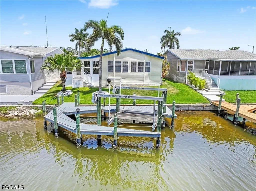 17550 Canal Cove Court Fort Myers Beach FL 33931