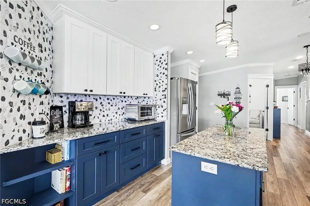 17550 Canal Cove Court Fort Myers Beach FL 33931