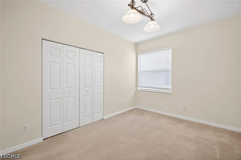 8369 Sumner Avenue Fort Myers FL 33908