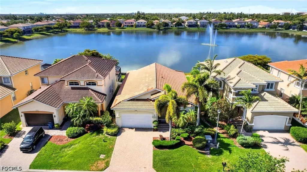 8369 Sumner Avenue Fort Myers FL 33908