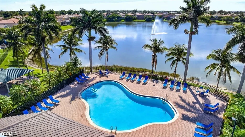 8369 Sumner Avenue Fort Myers FL 33908