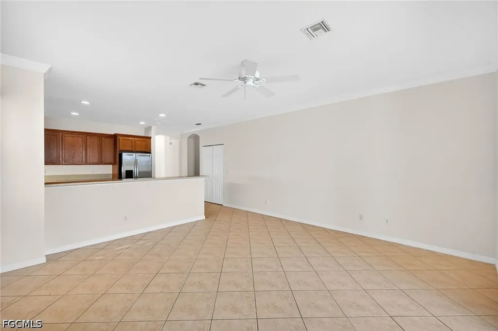 8369 Sumner Avenue Fort Myers FL 33908