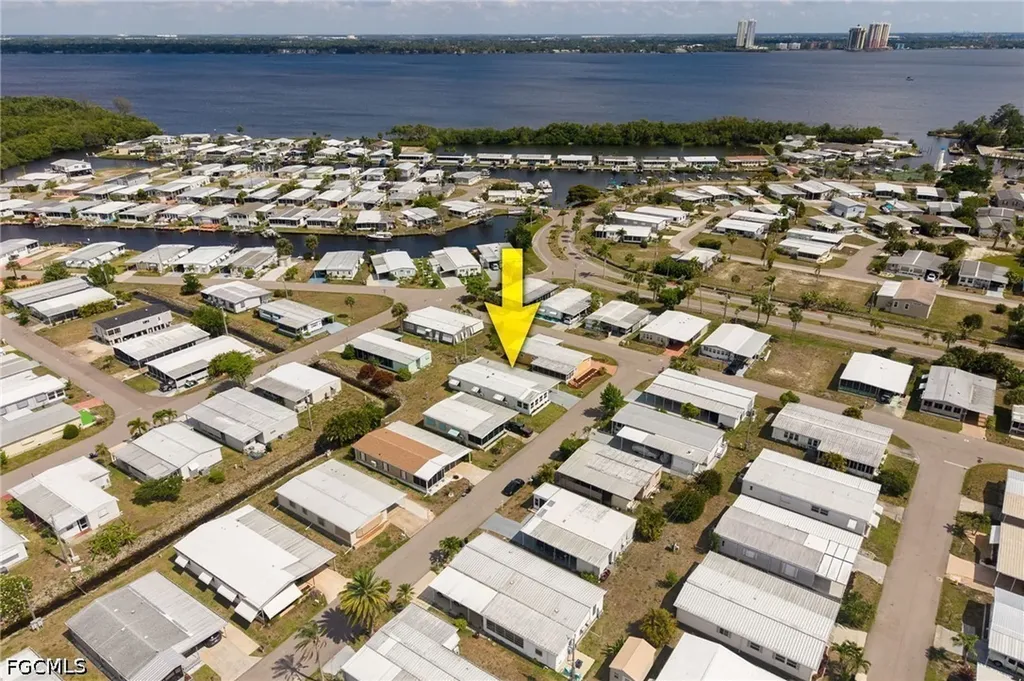 14704 Patrick Henry Road North Fort Myers FL 33917