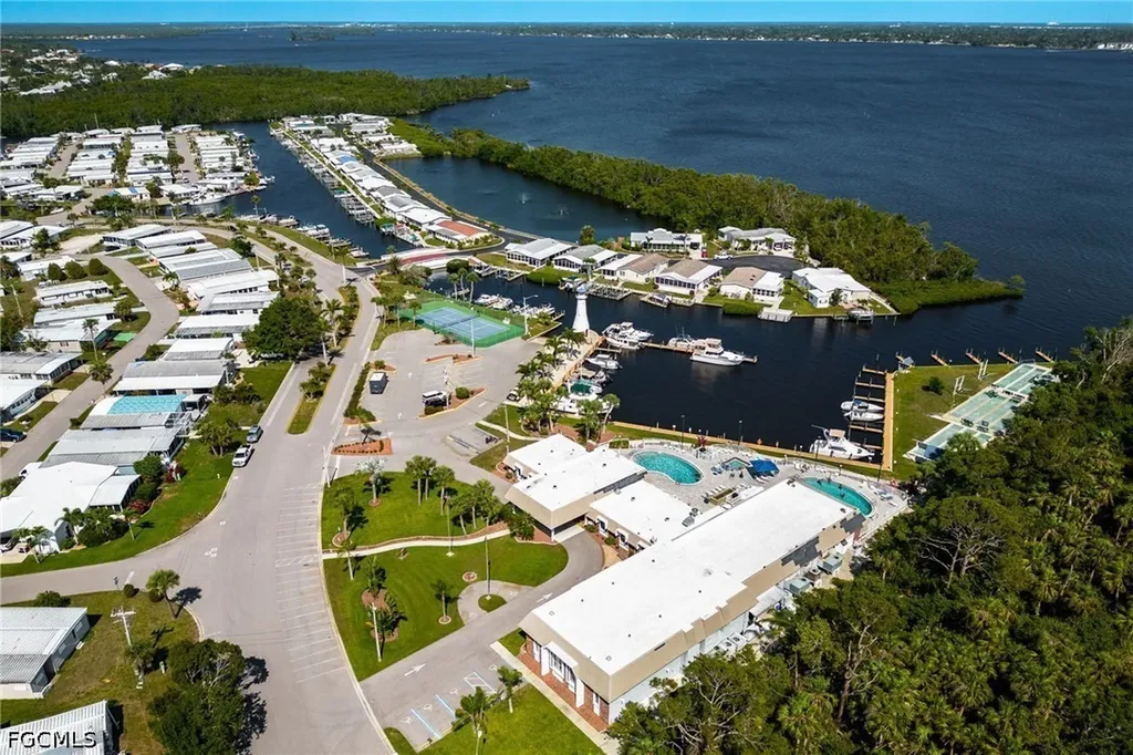 14704 Patrick Henry Road North Fort Myers FL 33917