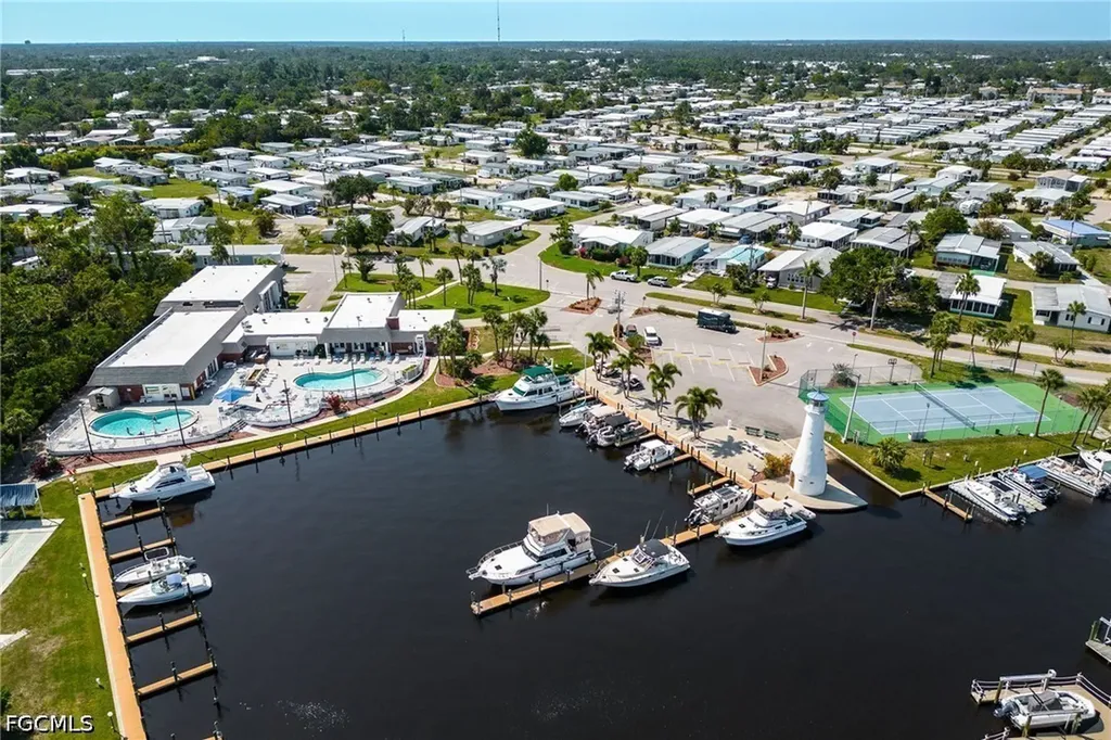 14704 Patrick Henry Road North Fort Myers FL 33917