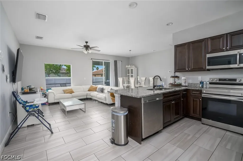 1802 NW 20th Terrace Cape Coral FL 33993