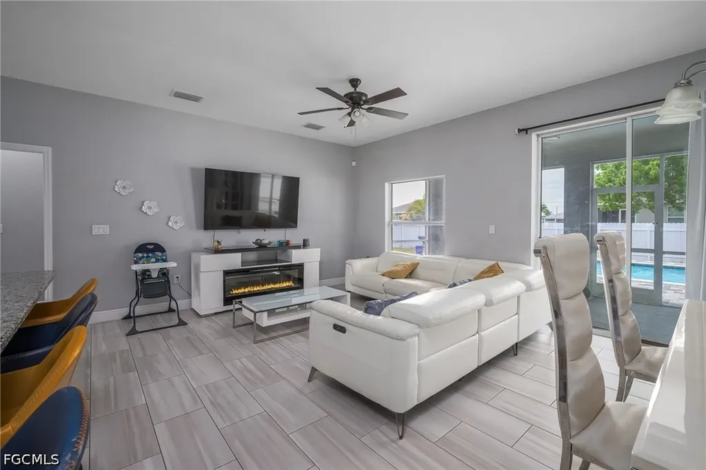 1802 NW 20th Terrace Cape Coral FL 33993