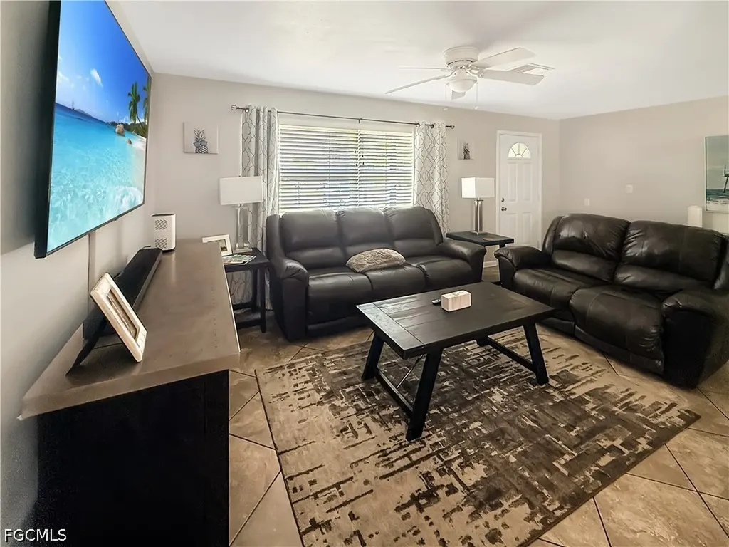 536 SE 26th Terrace Cape Coral FL 33904