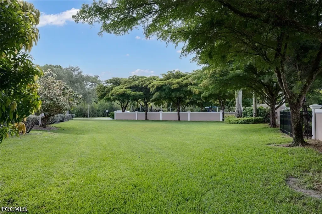 9967 Chiana Circle Fort Myers FL 33905