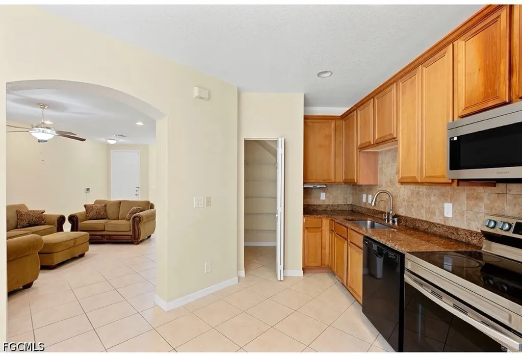 9967 Chiana Circle Fort Myers FL 33905