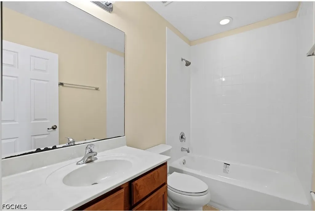 9967 Chiana Circle Fort Myers FL 33905
