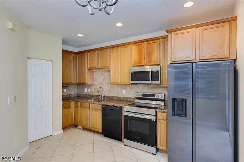 9967 Chiana Circle Fort Myers FL 33905
