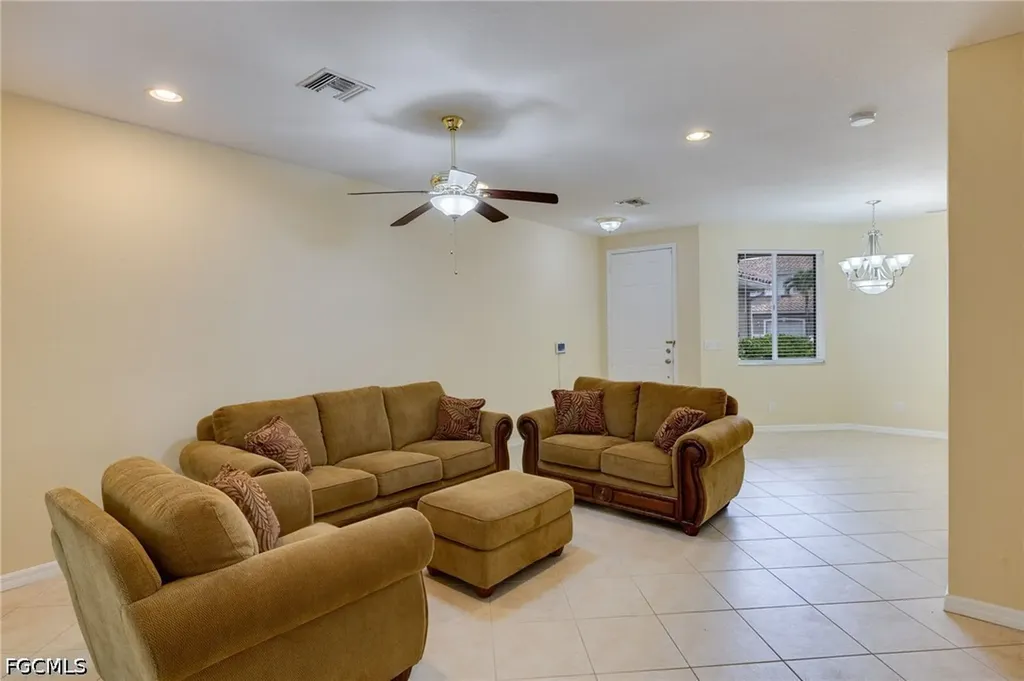 9967 Chiana Circle Fort Myers FL 33905