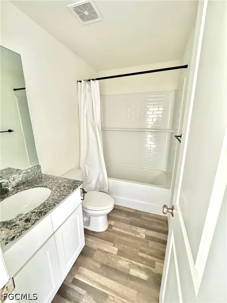 26 NE 12th Terrace Cape Coral FL 33909
