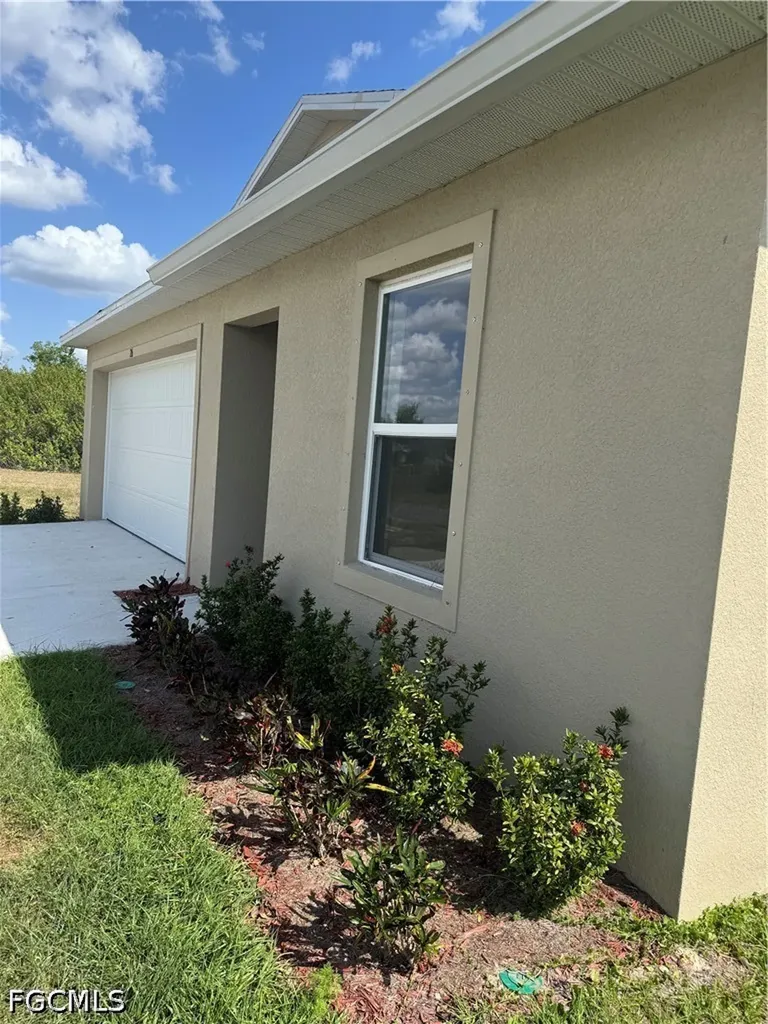 26 NE 12th Terrace Cape Coral FL 33909